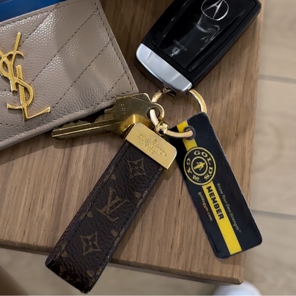 Authentic Louis Vuitton Key Holder - Picture 2 of 6